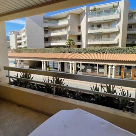 Confortable Appartement A Cavalaire-Sur-Mer Exterior photo